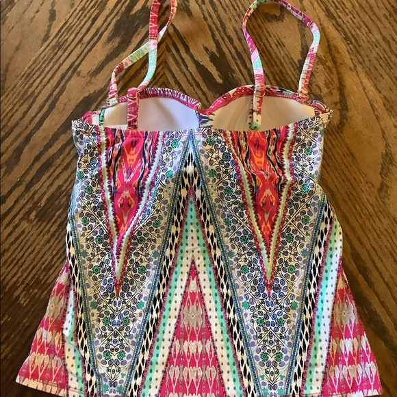 B4 - Kenneth Cole Reaction Tankini - L - Picture 7 of 7